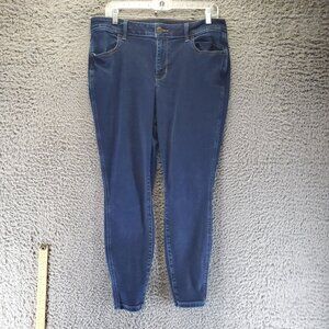 Maurices Jeans Women’s Size Large Short Blue M Jeans Stretch Denim Skinny